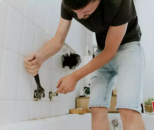 Affordable Bathtub Faucet Replacement in Palm City: Choose Experienced Local Technicians