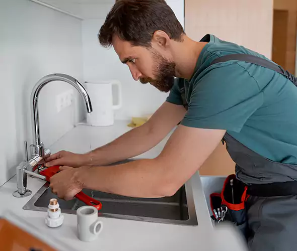 Professional Faucet Replacement Specialist in Palm City, FL: Schedule Affordable Faucet Replacement Services with Us