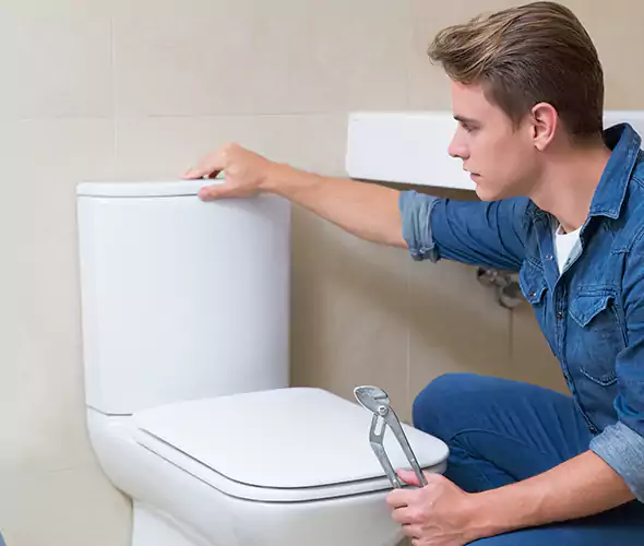 Expert Plumber for Toilet Replacement in Palm City, FL: Schedule Affordable Toilet Replacement Services with Us