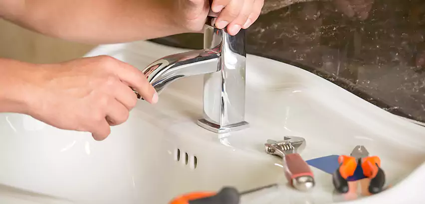 Bathtub Faucet Replacement in Palm City